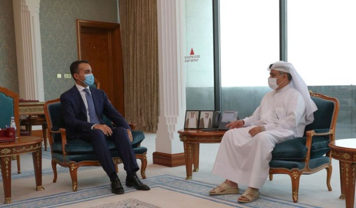Minister of Commerce and Industry Meets Italian Minister of Foreign Affairs